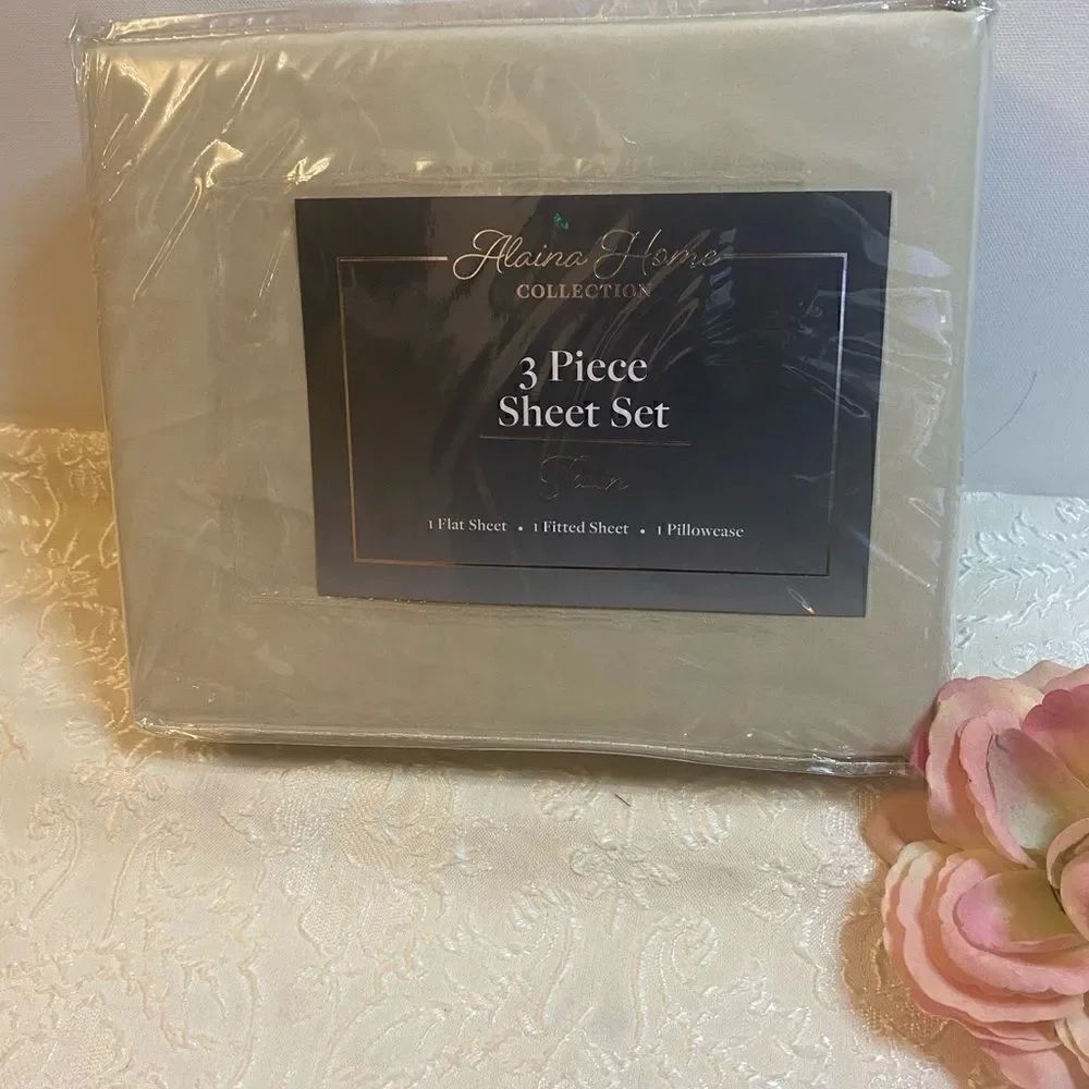 🛍Alaina Home Collection 3 piece Sheet Set Twin - Picture 2 of 11